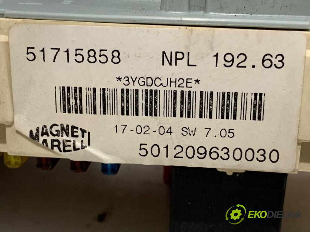 FIAT STILO liftback 2004 70 kW 1.4 16V (192AXH1B, 192BXH1B) 1368 Modul BSI 51715858 (Poistková skrinka)