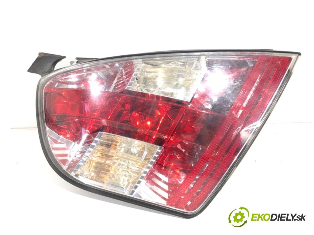 FIAT STILO liftback 2004 70 kW 1.4 16V (192AXH1B, 192BXH1B) 1368 světlo levý zadní část 46823706