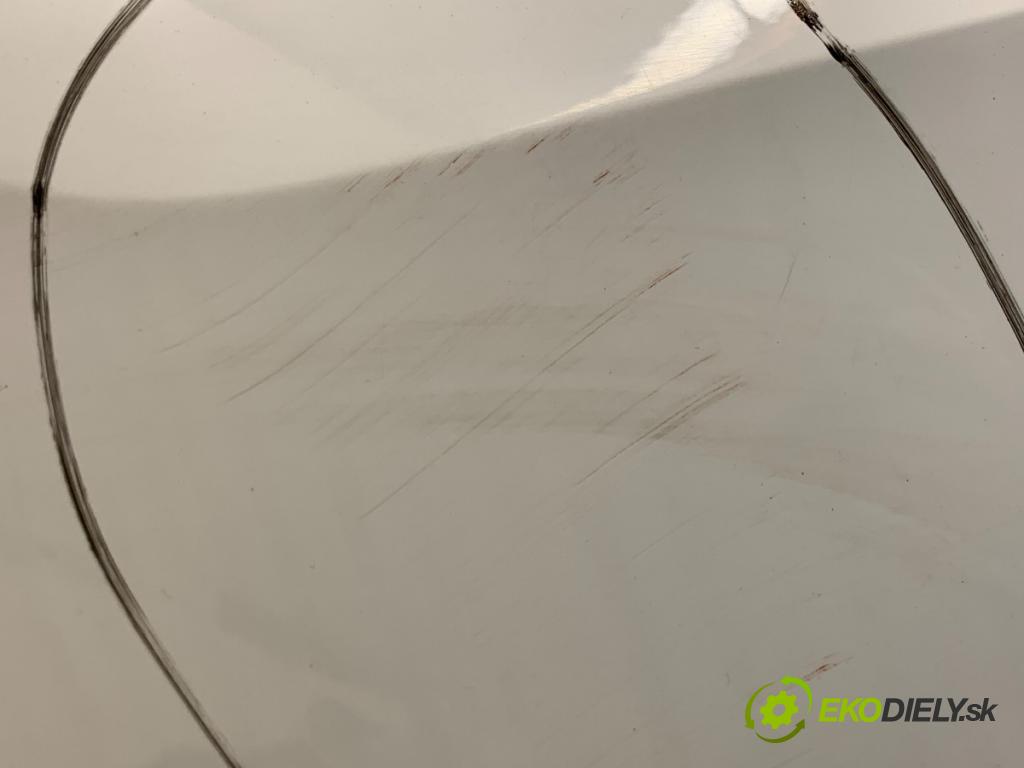 SKODA FABIA III liftback 2017 70 kW 1.0 TSI 999 nárazník zadní část LF9E (Klika dveří ostatní)