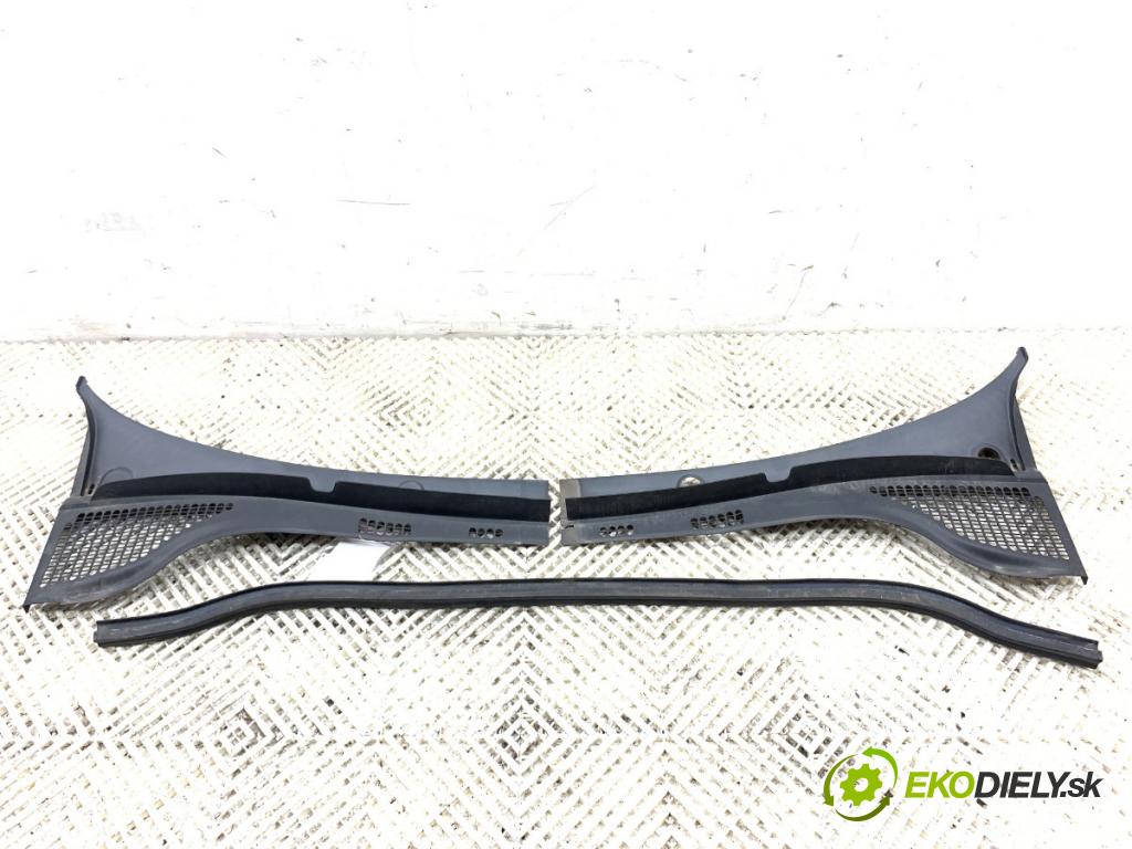 SKODA FABIA III liftback 2017 70 kW 1.0 TSI 999 Torpédo, plast pod čelné okno 6V1819415 (Torpédo (plast pod čelným sklom))