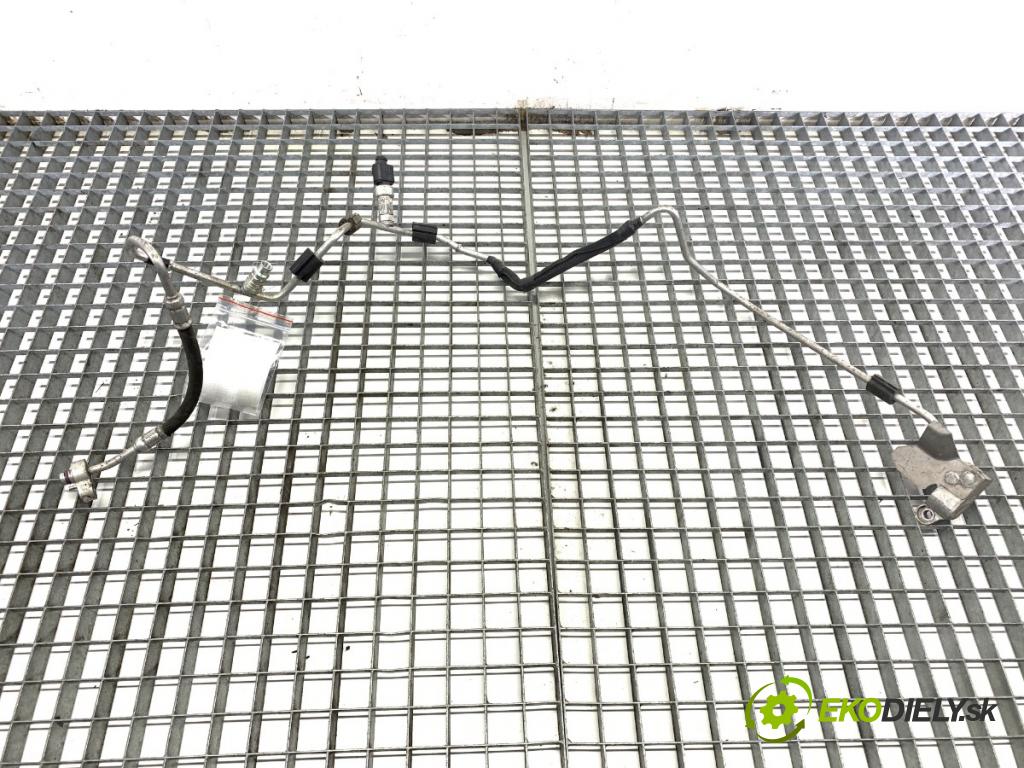 SKODA FABIA III liftback 2017 70 kW 1.0 TSI 999 rúrka klimatizácie  (Rúrka klimatizácie)