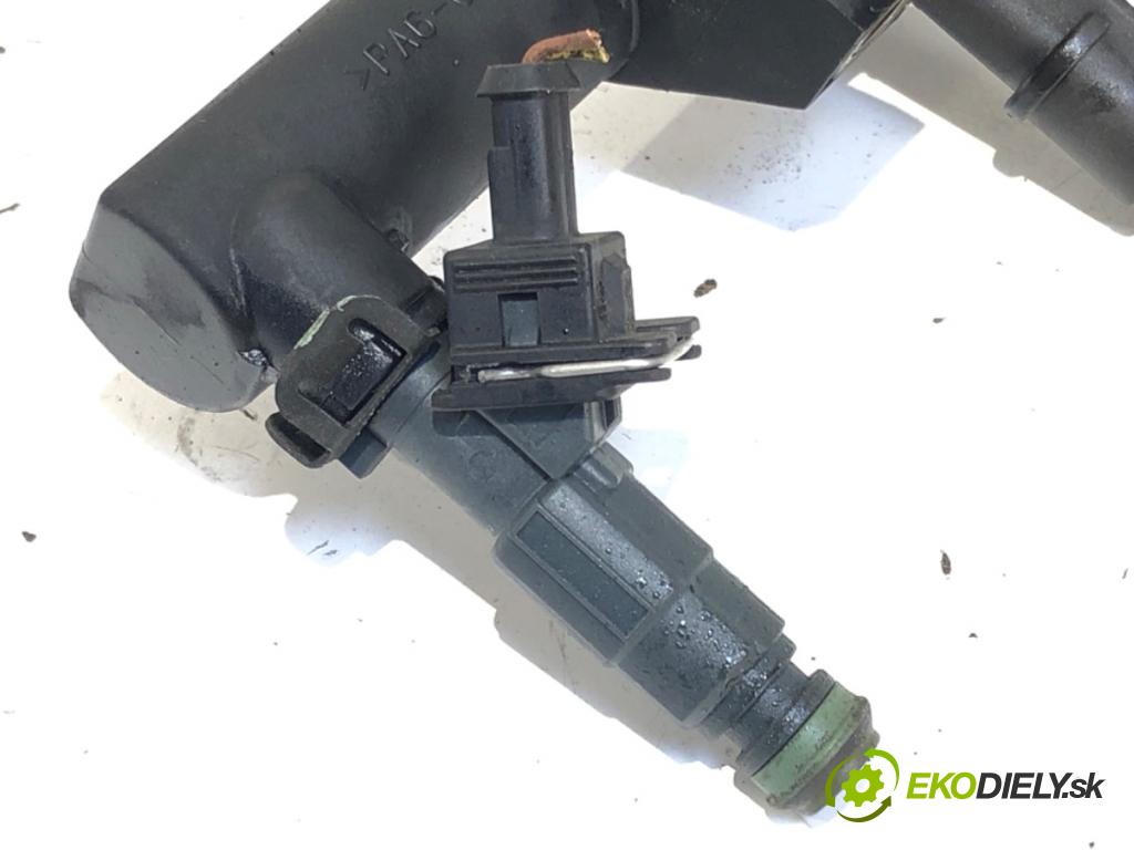 PEUGEOT 407 sedan 2004 100 kW 2.0 (6DRFNB, 6DRFNE) 1997 Lišta vstrekovacia 9628084680 (Vstrekovacia lišta)