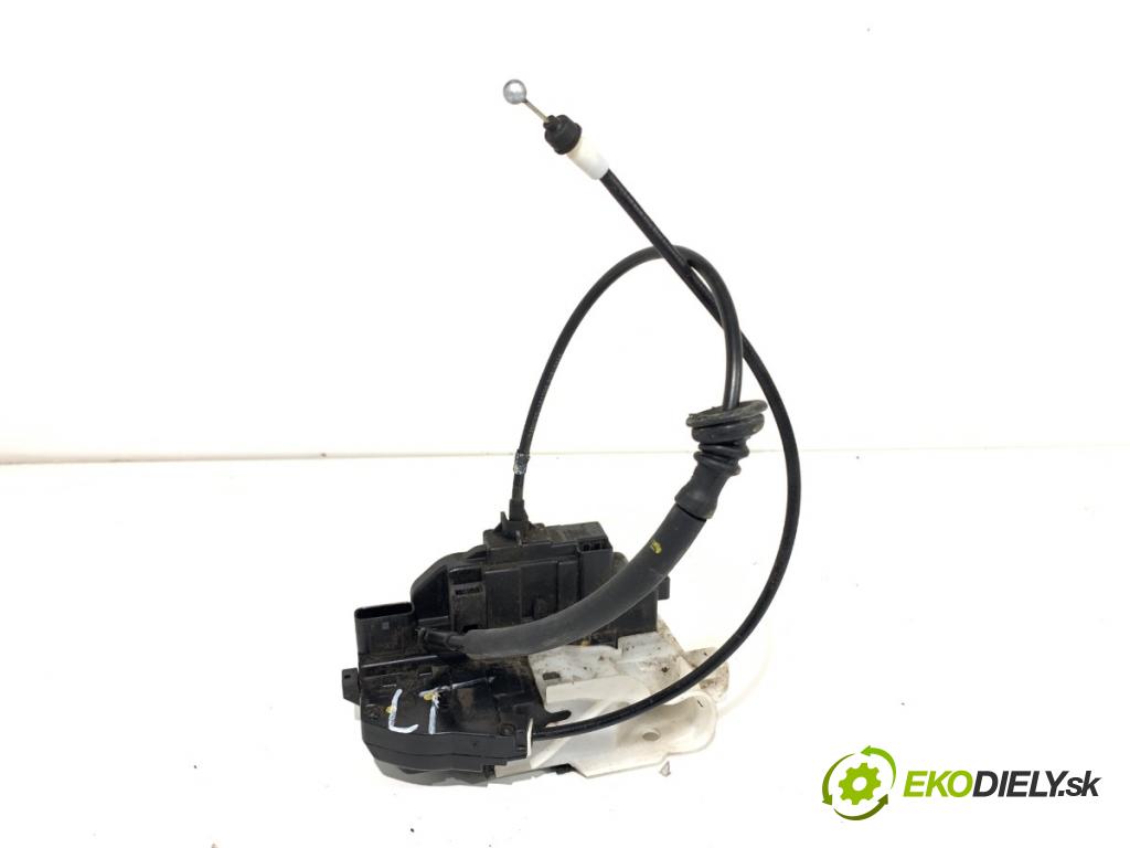 KIA CEED liftback 2011 77 kW 1.4 1396 zámok dveře levý zadní část 