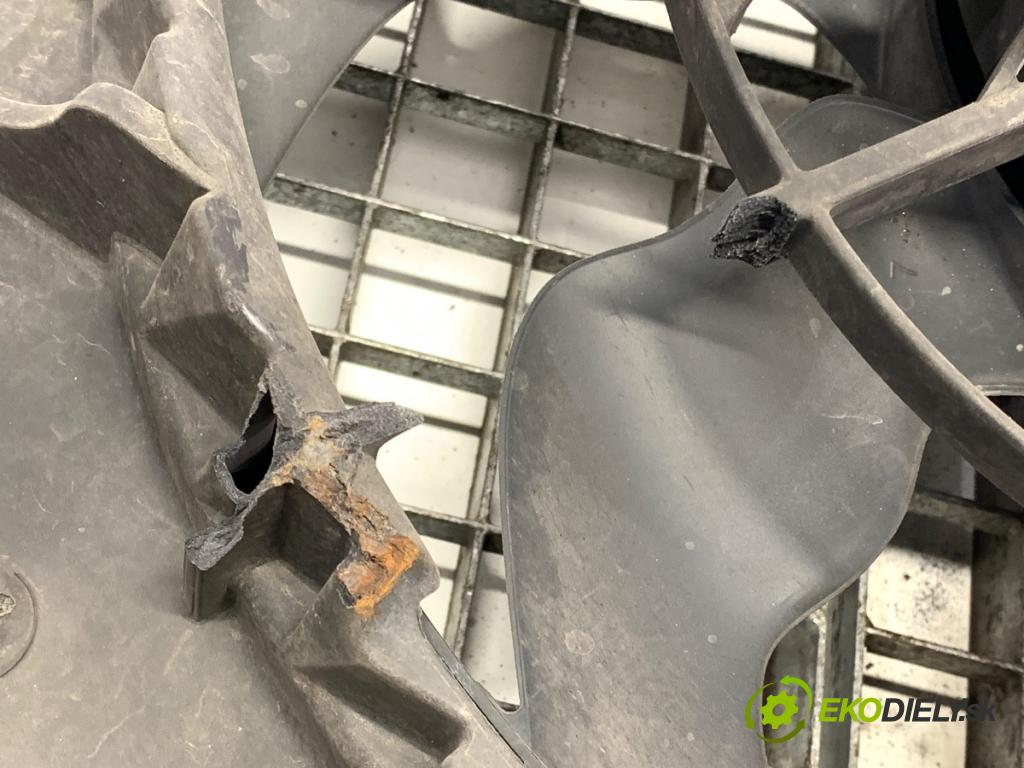 KIA CEED liftback 2011 77 kW 1.4 1396 ventilátor chladiče  (Ventilátor)