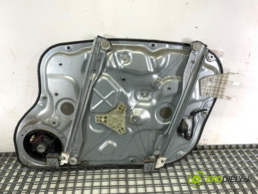 KIA CEED liftback 2011 77 kW 1.4 1396 mechanismus okna levý přední část 82470-1H020