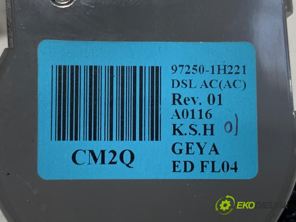 KIA CEED liftback 2011 77 kW 1.4 1396 Panel ovládania kúrenia 97250-1H221 (Prepínacie páčky pod volantom)