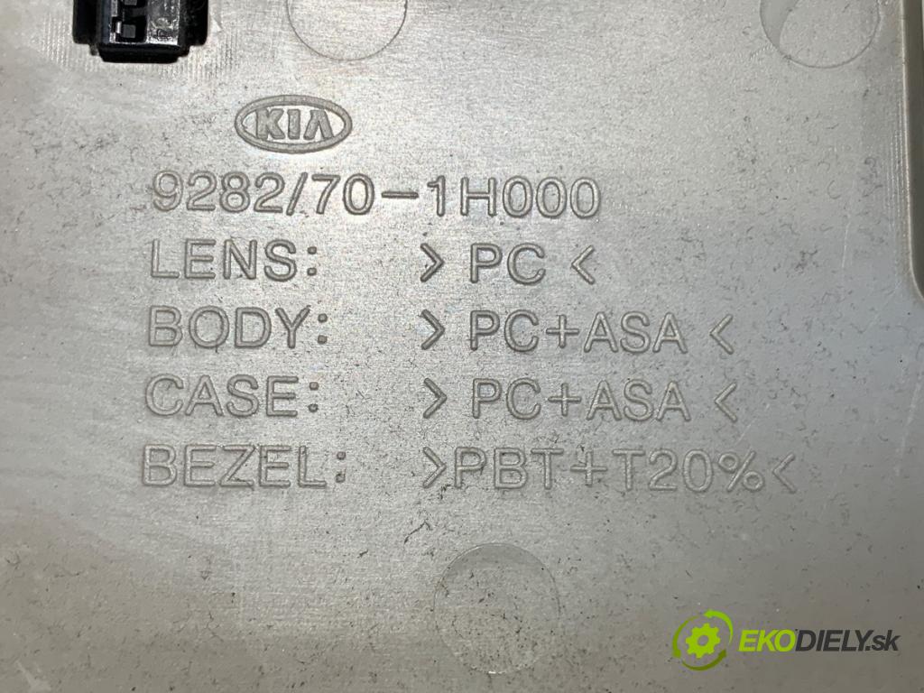 KIA CEED liftback 2011 77 kW 1.4 1396 světlo stropní 928270-1H000