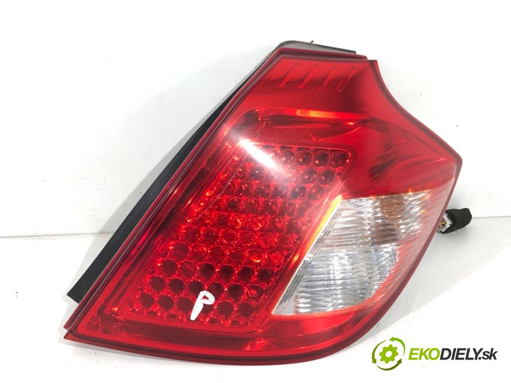 KIA CEED liftback 2011 77 kW 1.4 1396 světlo pravý zadní část 