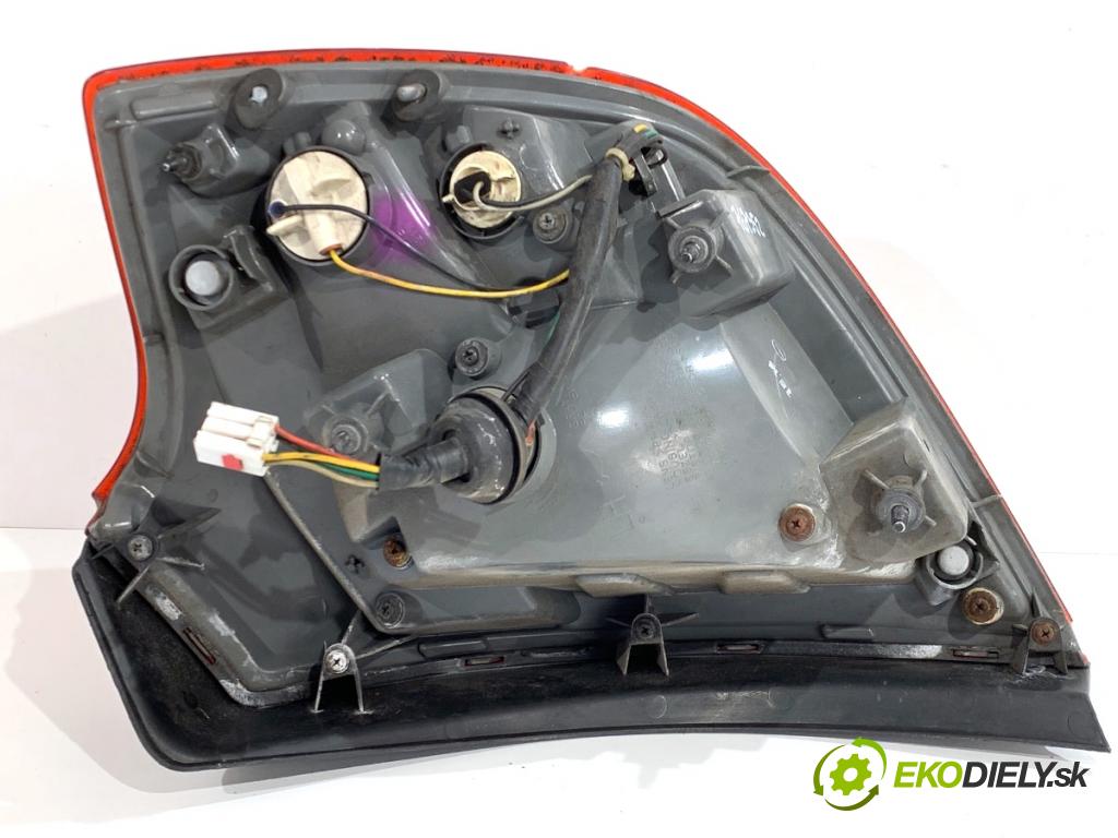 KIA CEED liftback 2011 77 kW 1.4 1396 Svetlo ľavy zad