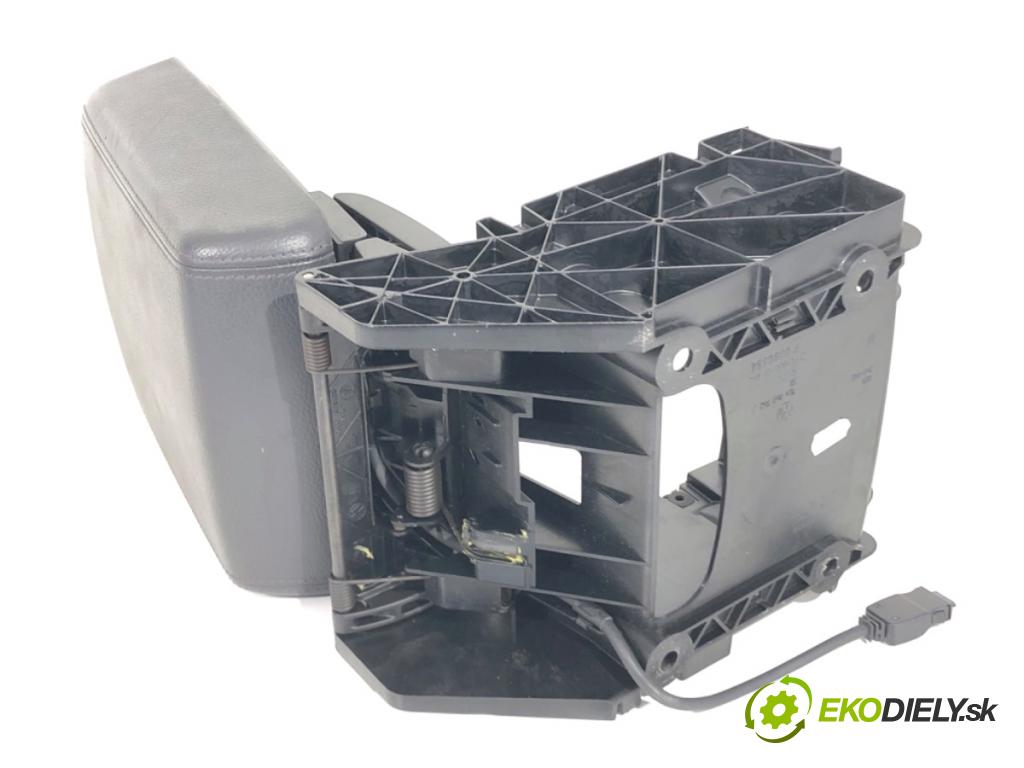 VW TOUAREG SUV 2006 165 kW 3.0 V6 TDI 2967 Lakťová opierka 7L6863762D (Lakťová opierka)