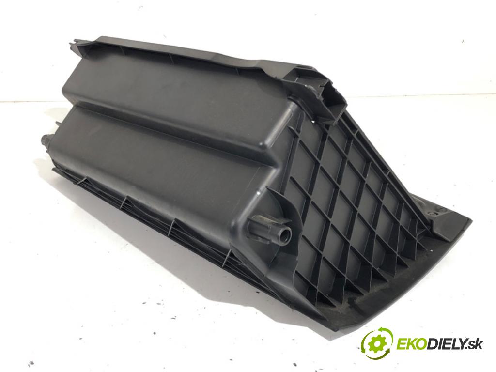 FIAT GRANDE PUNTO liftback 2006 57 kW 1.4 (199AXB11, 199AXB1A, 199BXB1A, 199AXL1A) 1368 Priehradka, kastlík spolujazdca 735386347 (Priehradka (kastlík))