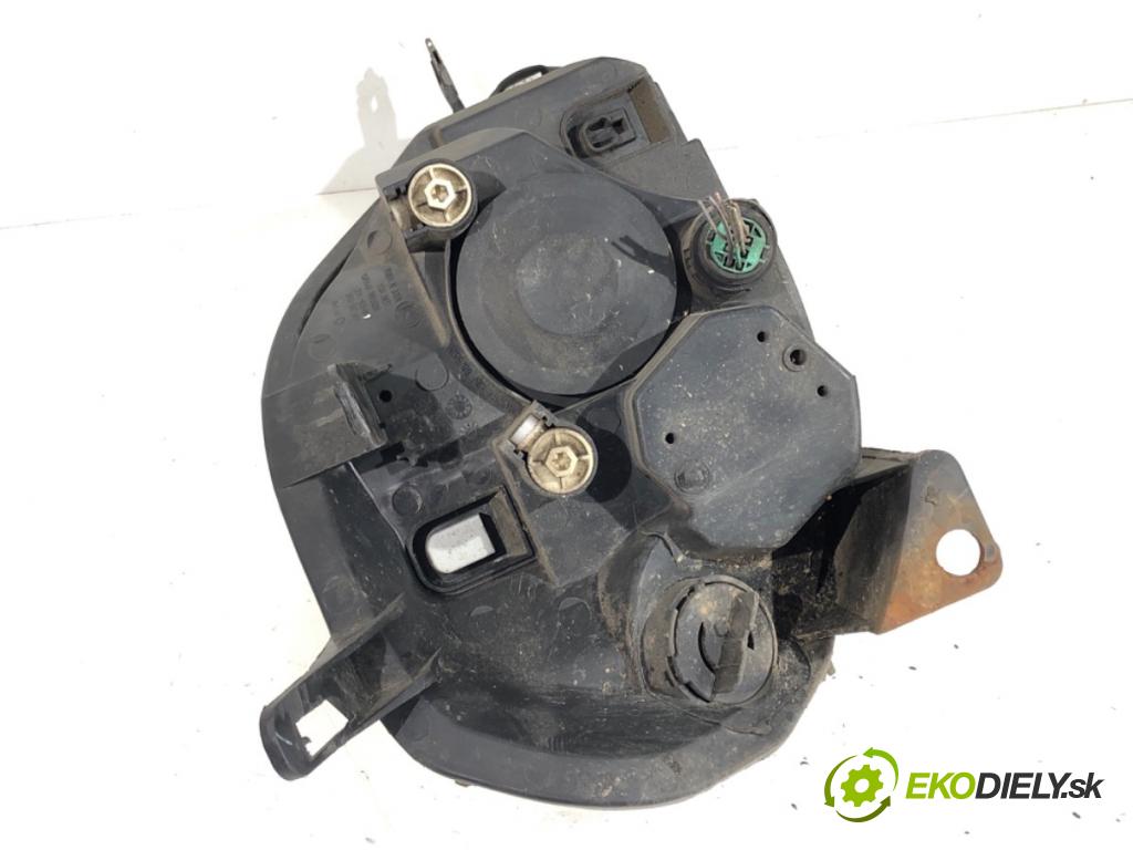 FIAT GRANDE PUNTO liftback 2006 57 kW 1.4 (199AXB11, 199AXB1A, 199BXB1A, 199AXL1A) 1368 světlomet levý přední část
