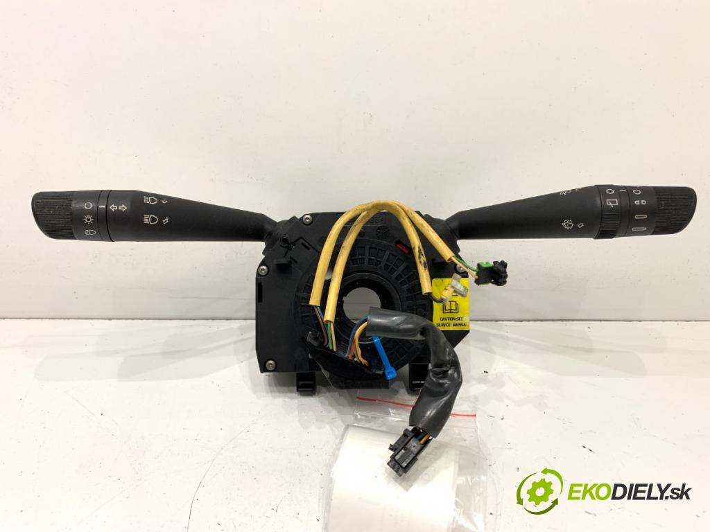 FIAT GRANDE PUNTO liftback 2006 57 kW 1.4 (199AXB11, 199AXB1A, 199BXB1A, 199AXL1A) 1368 Prepínač kombinovaný 7354104230 (Prepínacie páčky pod volantom)