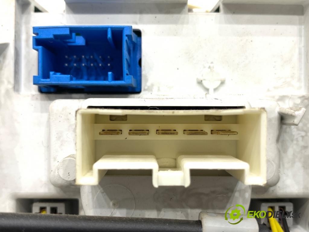 FIAT GRANDE PUNTO liftback 2006 57 kW 1.4 (199AXB11, 199AXB1A, 199BXB1A, 199AXL1A) 1368 Panel ovládania kúrenia  (Prepínacie páčky pod volantom)