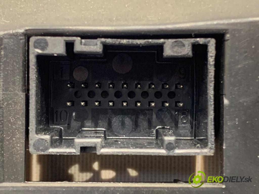 FIAT GRANDE PUNTO liftback 2006 57 kW 1.4 (199AXB11, 199AXB1A, 199BXB1A, 199AXL1A) 1368 Prístrojovka 51716454 (Prístrojová doska)