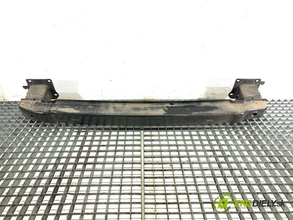 VW PASSAT B8 sedan 2016 140 kW 2.0 TDI 4motion 1968 výztuha nárazníka zadní část  (Zadní výztuha)