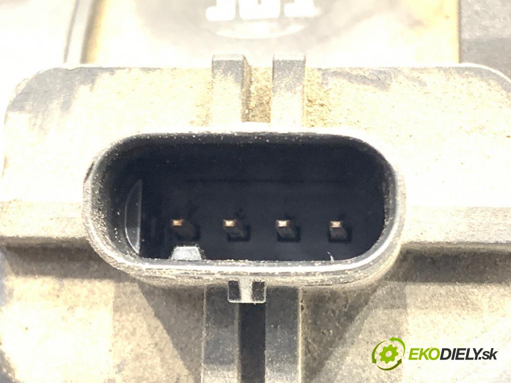 VW PASSAT B8 sedan 2016 140 kW 2.0 TDI 4motion 1968 Váha vzduchu 0281002956 (Váha vzduchu)