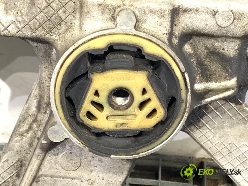 VW PASSAT B8 sedan 2016 140 kW 2.0 TDI 4motion 1968 výztuha pod motor 3G0199369E (Přední výztuha)