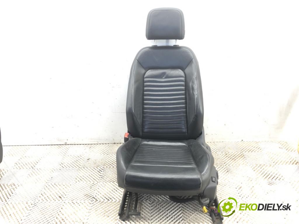 VW PASSAT B8 sedan 2016 140 kW 2.0 TDI 4motion 1968 Sedadlá, sedačky Sedadlo