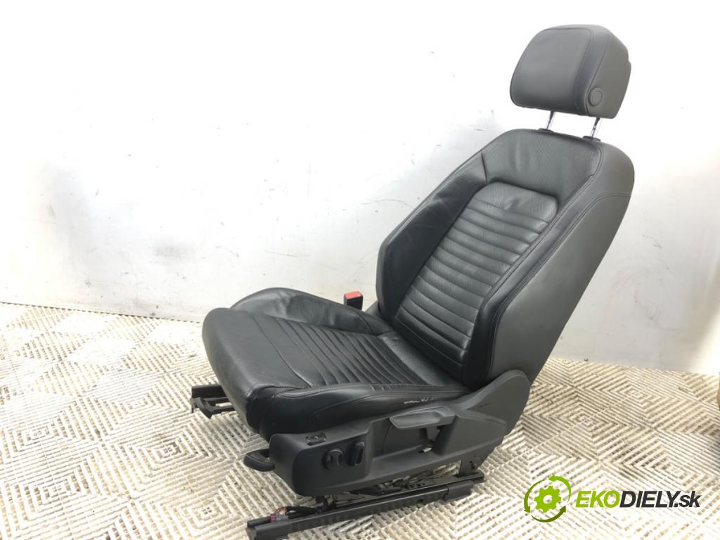 VW PASSAT B8 sedan 2016 140 kW 2.0 TDI 4motion 1968 Sedadlá, sedačky Sedadlo