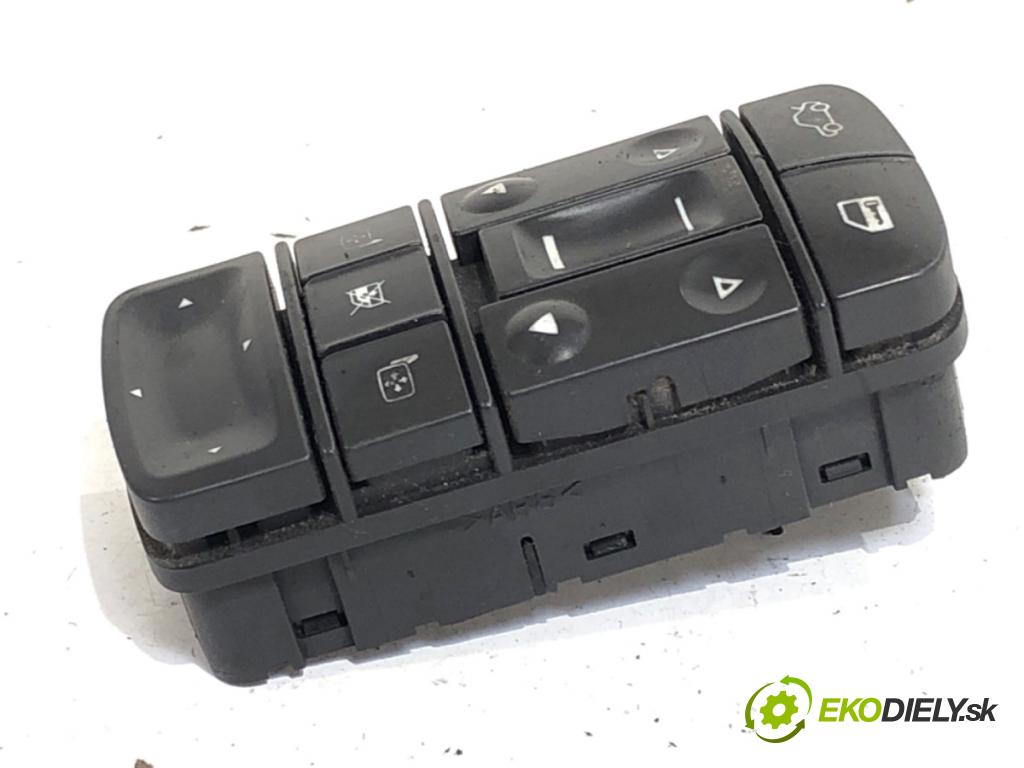 OPEL SIGNUM liftback 2003 130 kW 3.0 V6 CDTI (F48) 2958 Prepínač okien 09185954 (Prepínacie páčky pod volantom)