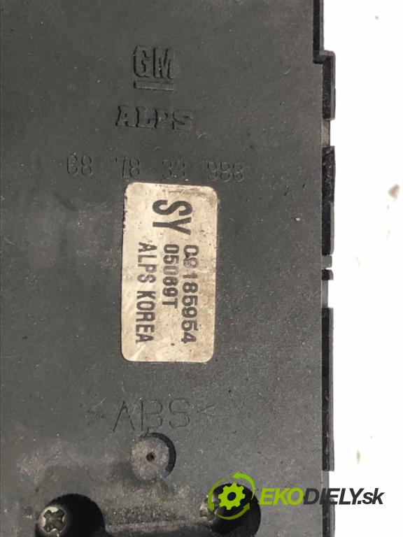 OPEL SIGNUM liftback 2003 130 kW 3.0 V6 CDTI (F48) 2958 Prepínač okien 09185954 (Prepínacie páčky pod volantom)