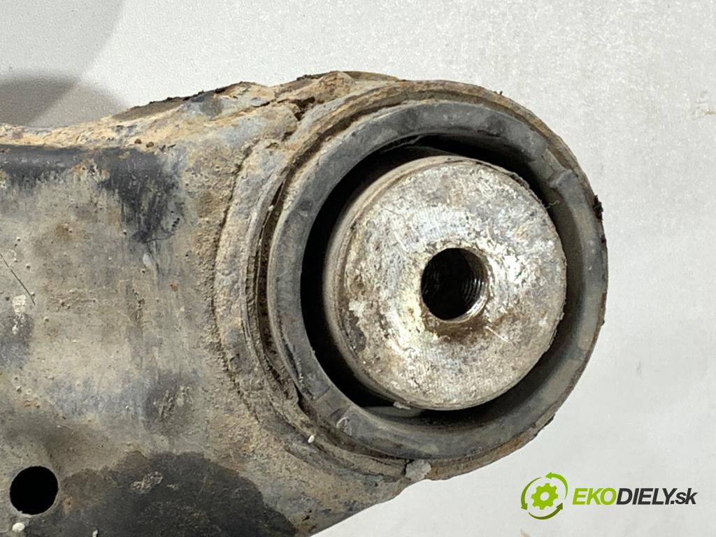 OPEL SIGNUM liftback 2003 130 kW 3.0 V6 CDTI (F48) 2958 výztuha pod motor  (Přední výztuha)