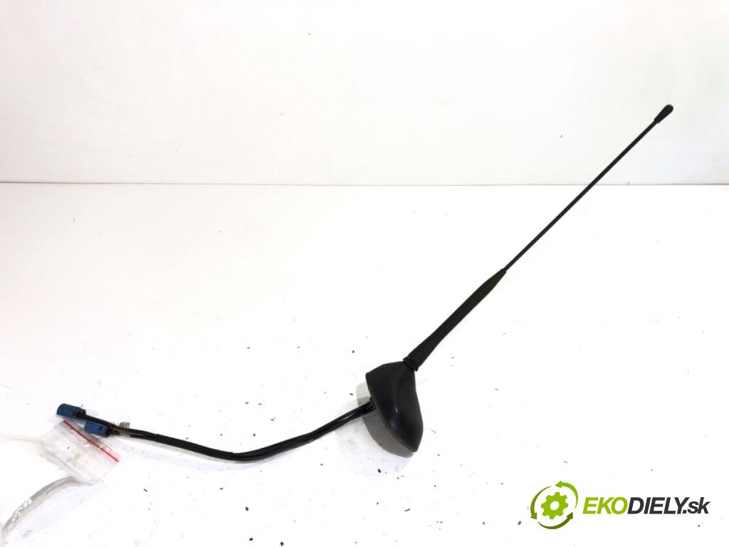 OPEL SIGNUM liftback 2003 130 kW 3.0 V6 CDTI (F48) 2958 ANTENA 013105072