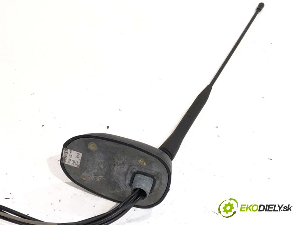 OPEL SIGNUM liftback 2003 130 kW 3.0 V6 CDTI (F48) 2958 ANTENA 013105072