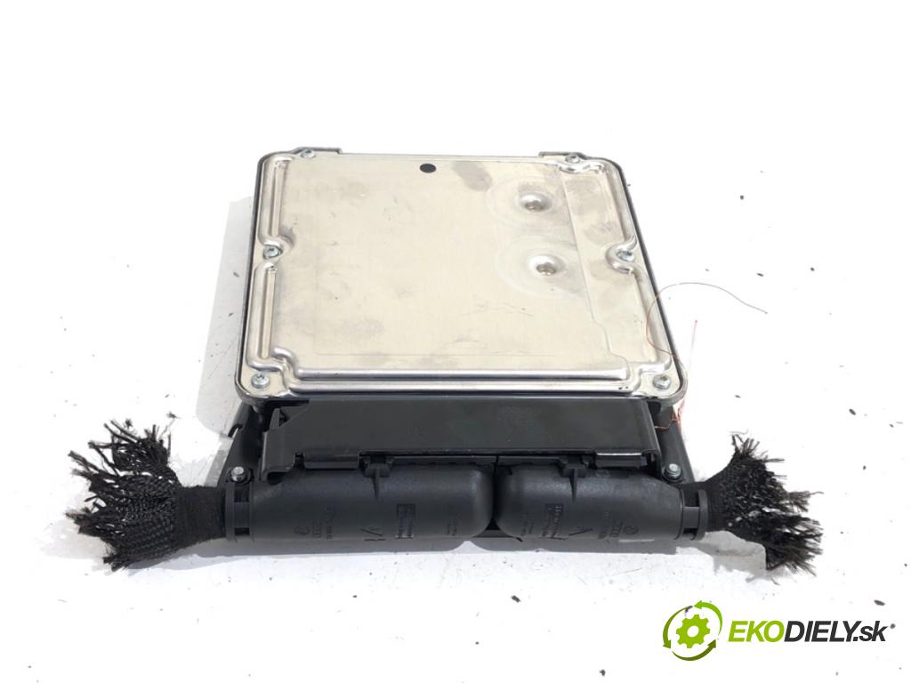 AUDI A6 C6 sedan 2005 165 kW 3.0 TDI quattro 2967 riadiaca jednotka Motor 4F0907401B (Riadiaca jednotka)