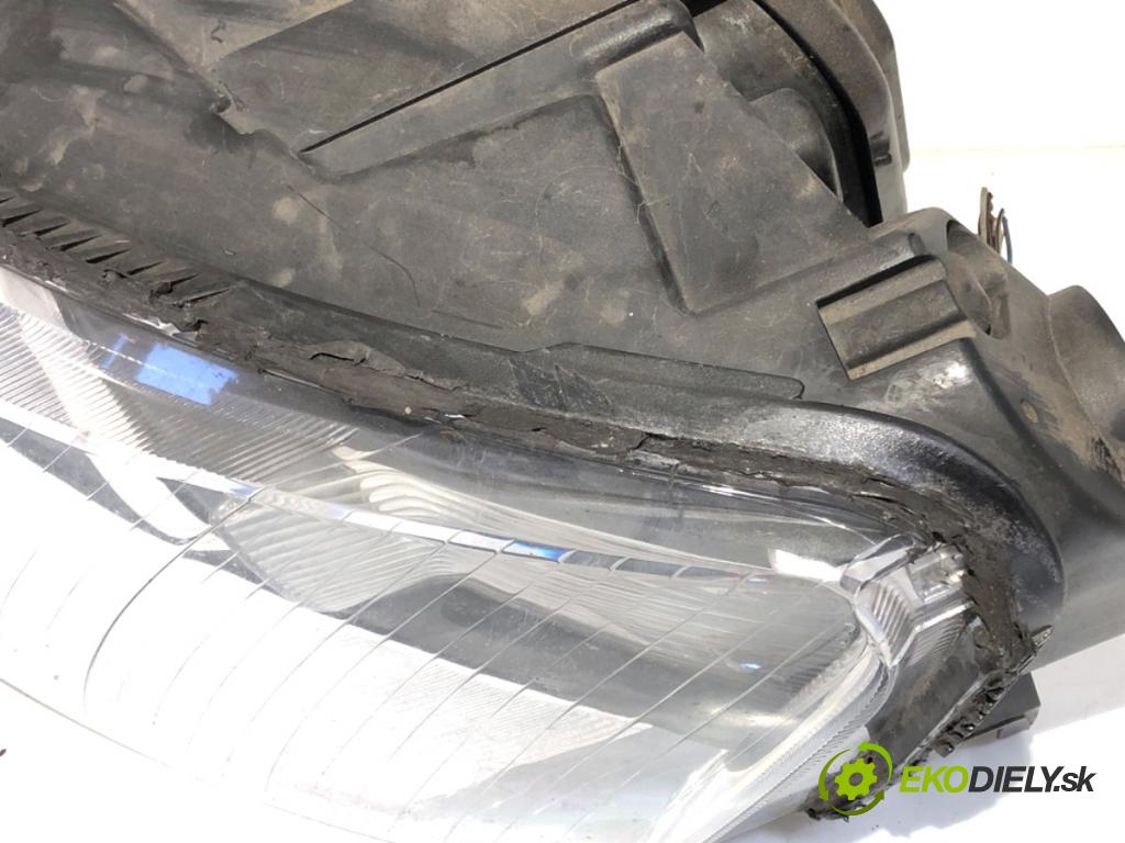 AUDI A6 C6 sedan 2005 165 kW 3.0 TDI quattro 2967 Svetlomet ľavy predný XENON