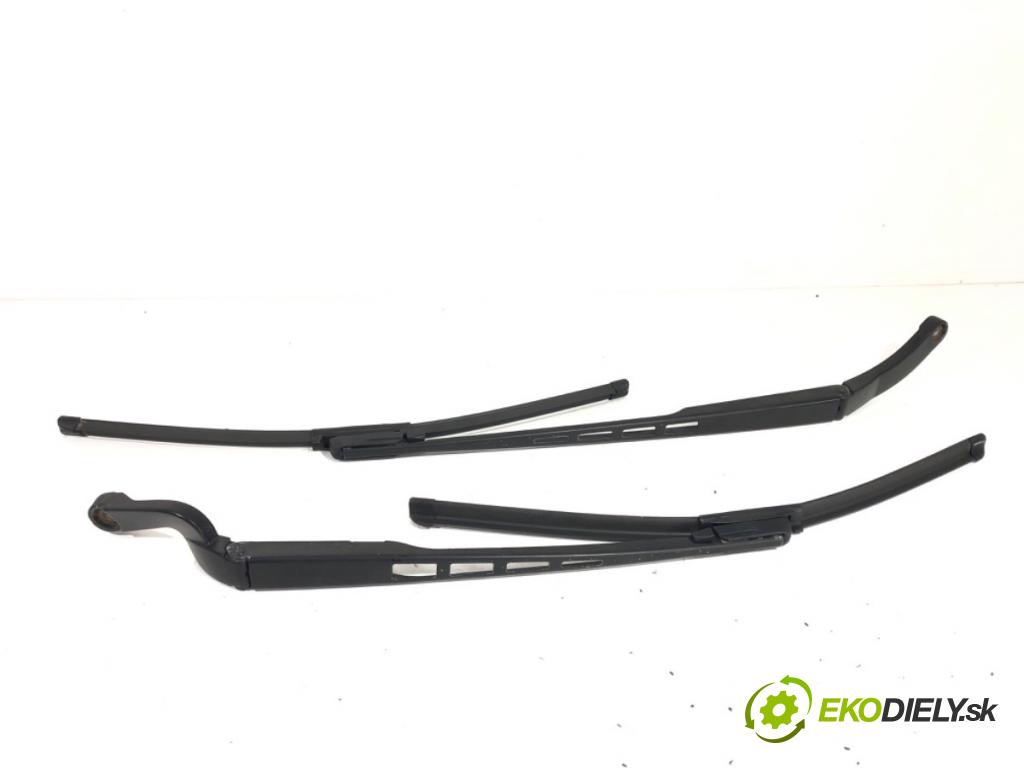 AUDI A6 C6 sedan 2005 165 kW 3.0 TDI quattro 2967 ramena stěrače přední část 4F1955409 4F1955410
