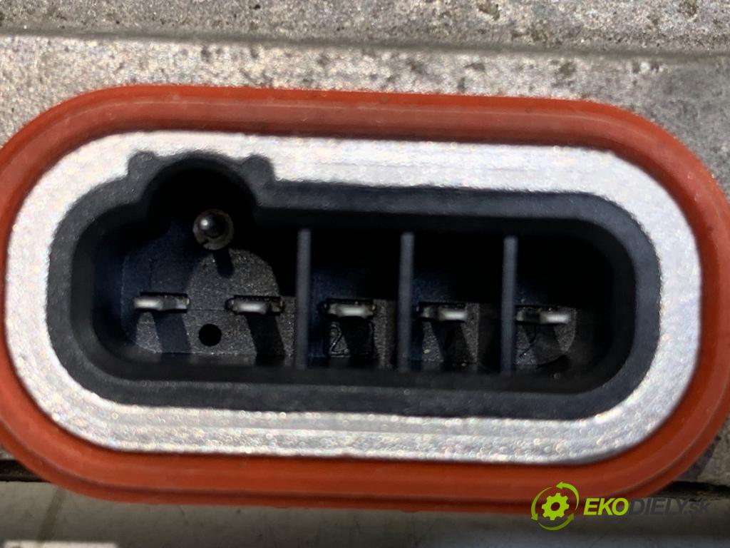 AUDI A6 C6 sedan 2005 165 kW 3.0 TDI quattro 2967 Menič XENON 5DV008290 (Riadiaca jednotka xenónu)