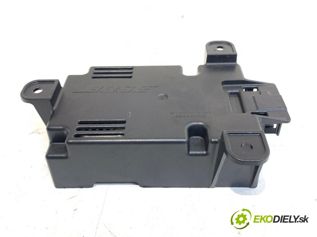 AUDI A6 C6 sedan 2005 165 kW 3.0 TDI quattro 2967 Zosilňovač 4F0035223B (Zosilňovač)