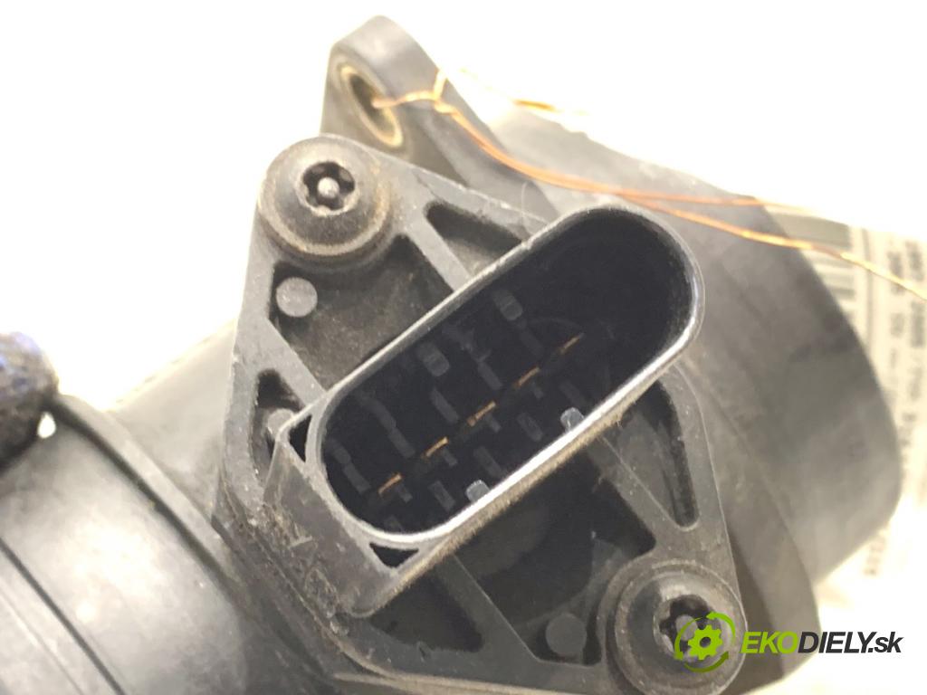 BMW E46 sedan 2003 85 kW 316 i 1596 Váha vzduchu 0280218075 (Váha vzduchu)