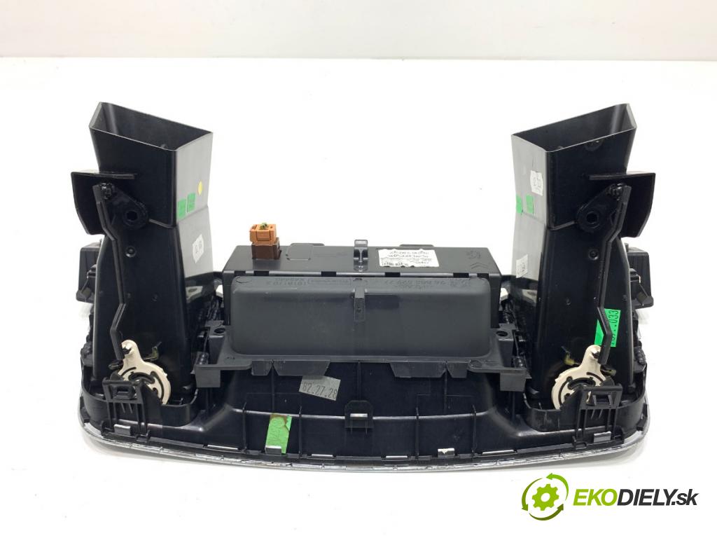 PEUGEOT 508 I sedan 2011 115 kW 1.6 THP 1598 Dislpej 9665334380 (Prístrojová doska)