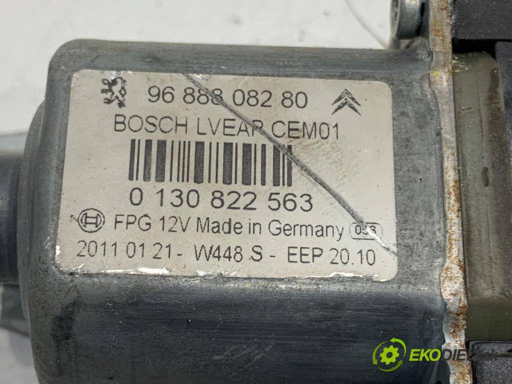 PEUGEOT 508 I sedan 2011 115 kW 1.6 THP 1598 mechanismus okna levý přední část 9688808280