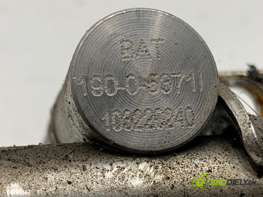 PEUGEOT 508 I sedan 2011 115 kW 1.6 THP 1598 Lišta vstrekovacia V756805180 (Vstrekovacia lišta)