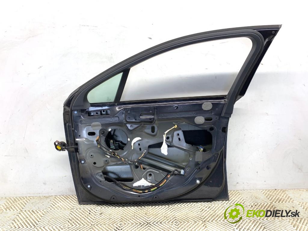 PEUGEOT 508 I sedan 2011 115 kW 1.6 THP 1598 dveře pravý přední část EEH