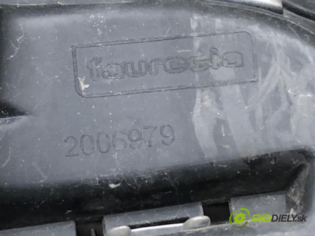 PEUGEOT 508 I sedan 2011 115 kW 1.6 THP 1598 mřížka maska 9686571877 (Přední mřížka (maska chladiče))