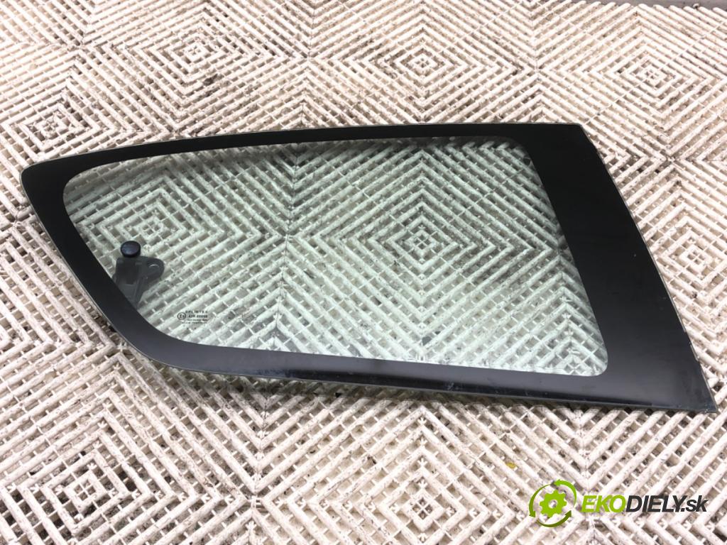 TOYOTA AYGO I liftback 2007 50 kW 1.0 (KGB10_) 998 okno pravý zadní část 