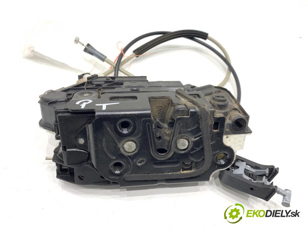 SEAT IBIZA IV liftback 2009 51 kW 1.2 1198 zámok dveře pravý zadní část 6J0839016A