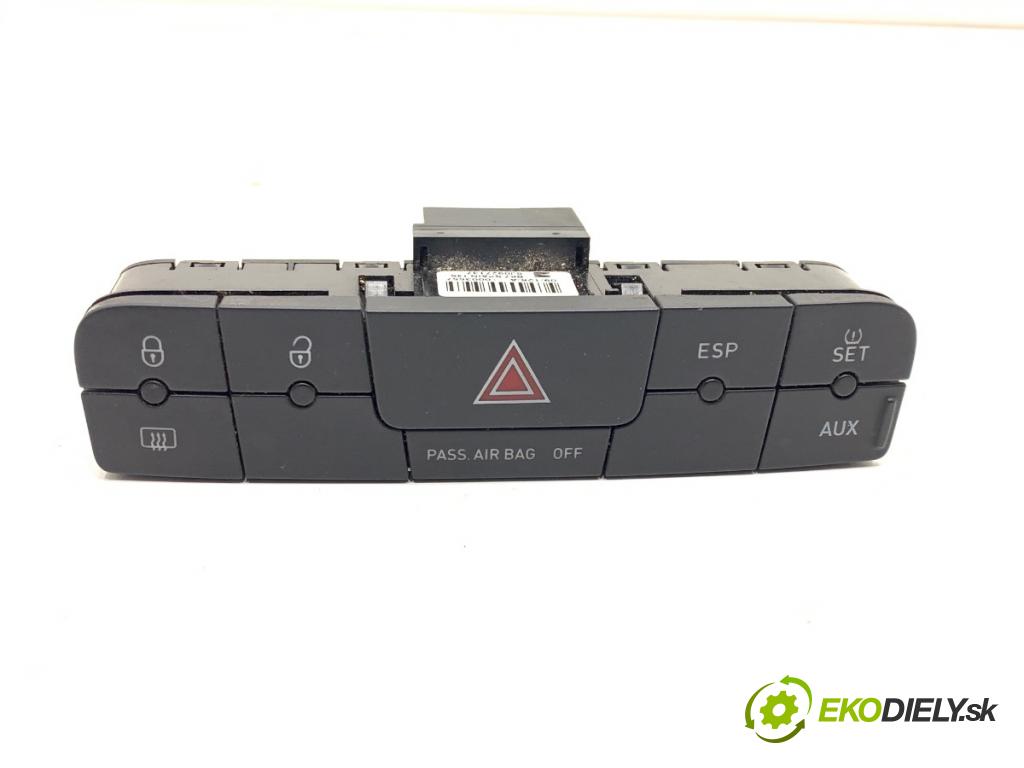 SEAT IBIZA IV liftback 2009 51 kW 1.2 1198 Spínač svetiel výstražných (núdzových) 6J0927137 (Prepínacie páčky pod volantom)