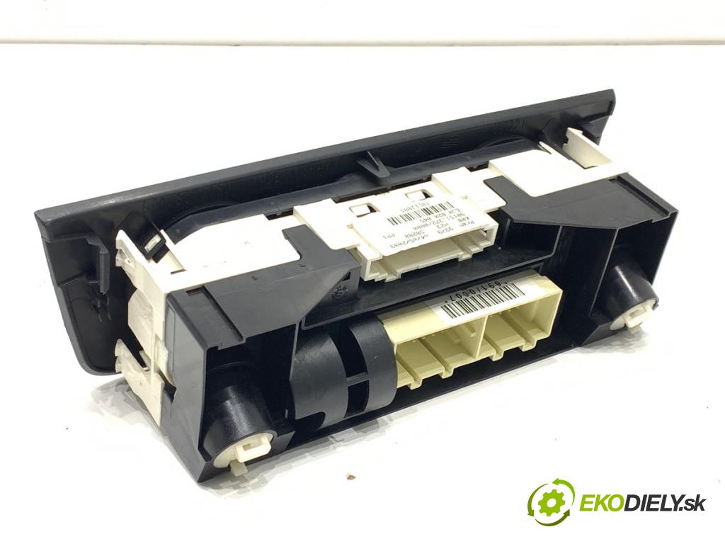 SEAT IBIZA IV liftback 2009 51 kW 1.2 1198 Panel ovládania kúrenia 6J0820045 (Prepínacie páčky pod volantom)