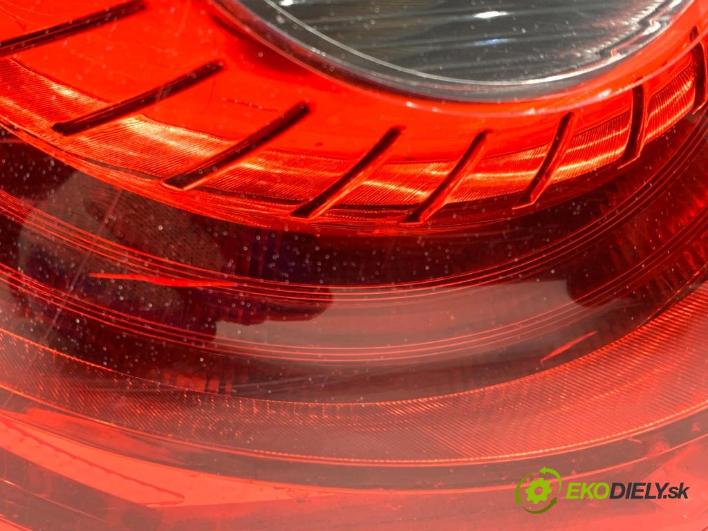 SEAT IBIZA IV liftback 2009 51 kW 1.2 1198 světlo levý zadní část