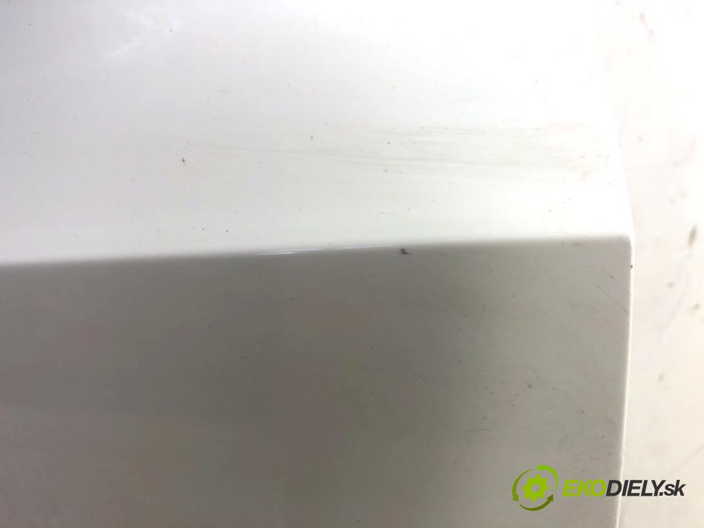 SEAT IBIZA IV liftback 2009 51 kW 1.2 1198 Dvere pravy predný