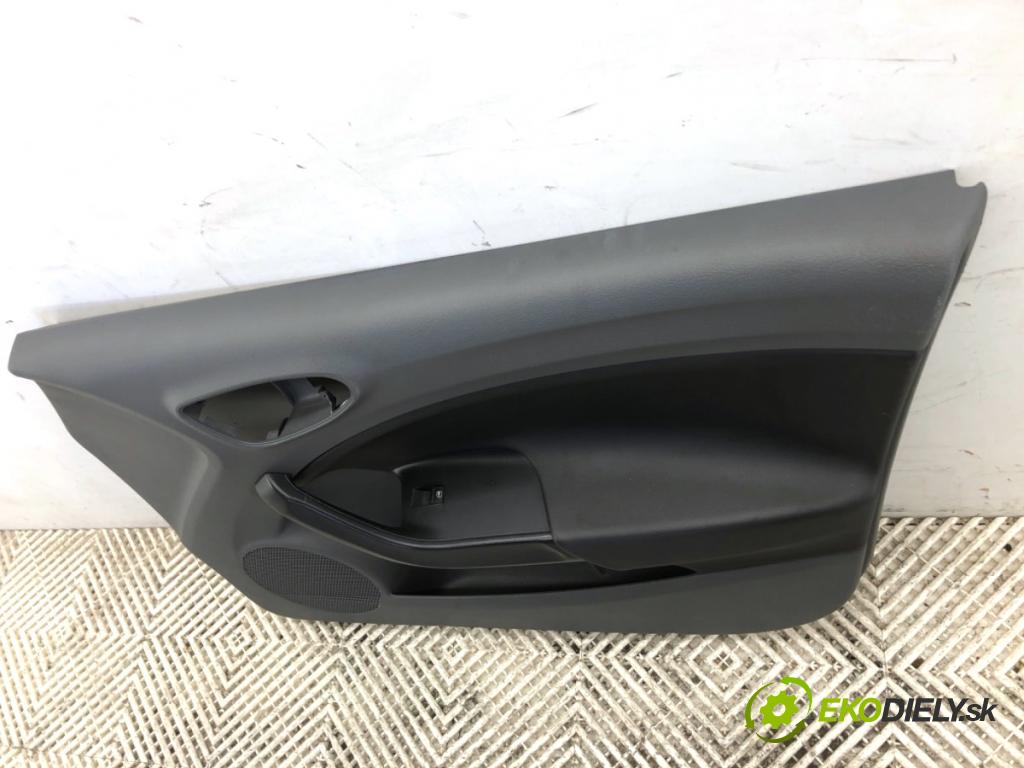 SEAT IBIZA IV liftback 2009 51 kW 1.2 1198 ča dveře pravý přední část