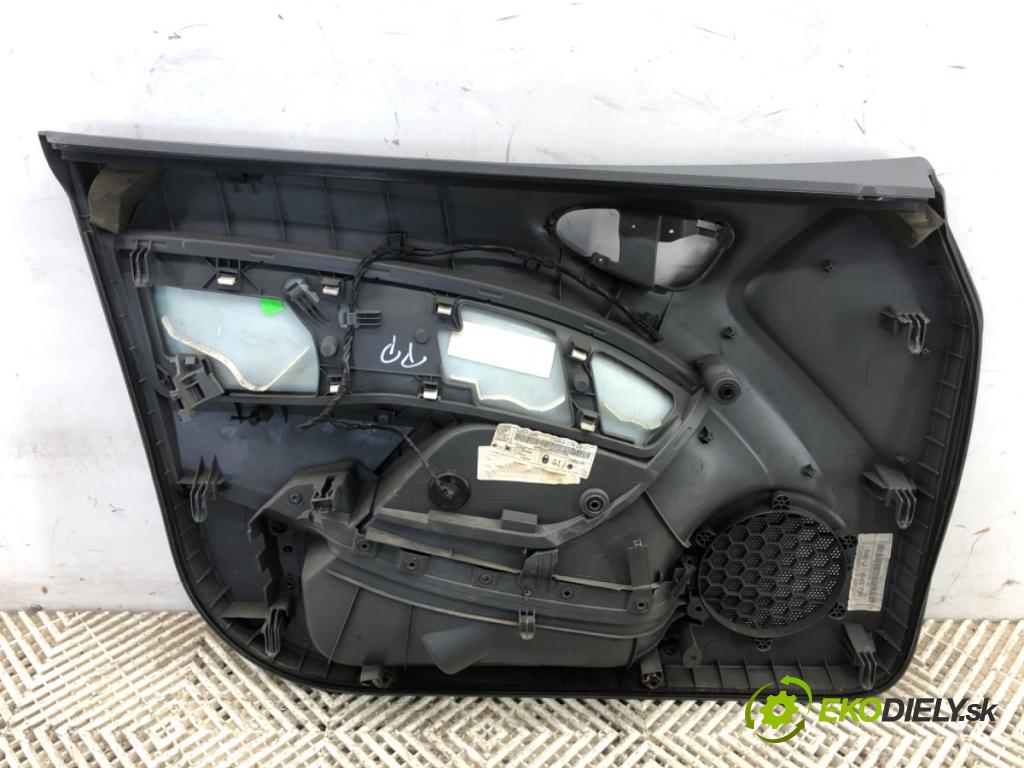 SEAT IBIZA IV liftback 2009 51 kW 1.2 1198 ča dveře pravý přední část