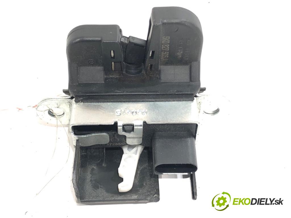 VW PASSAT B7 Kombi 2012 118 kW 1.8 TSI 1798 zámok dverí zad 5K0827505A