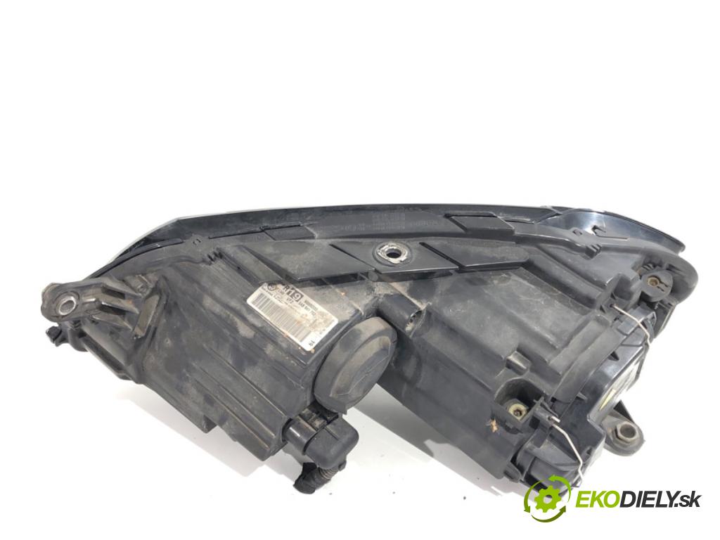VW PASSAT B7 Kombi 2012 118 kW 1.8 TSI 1798 světlomet pravý přední část XENON 3AB941752